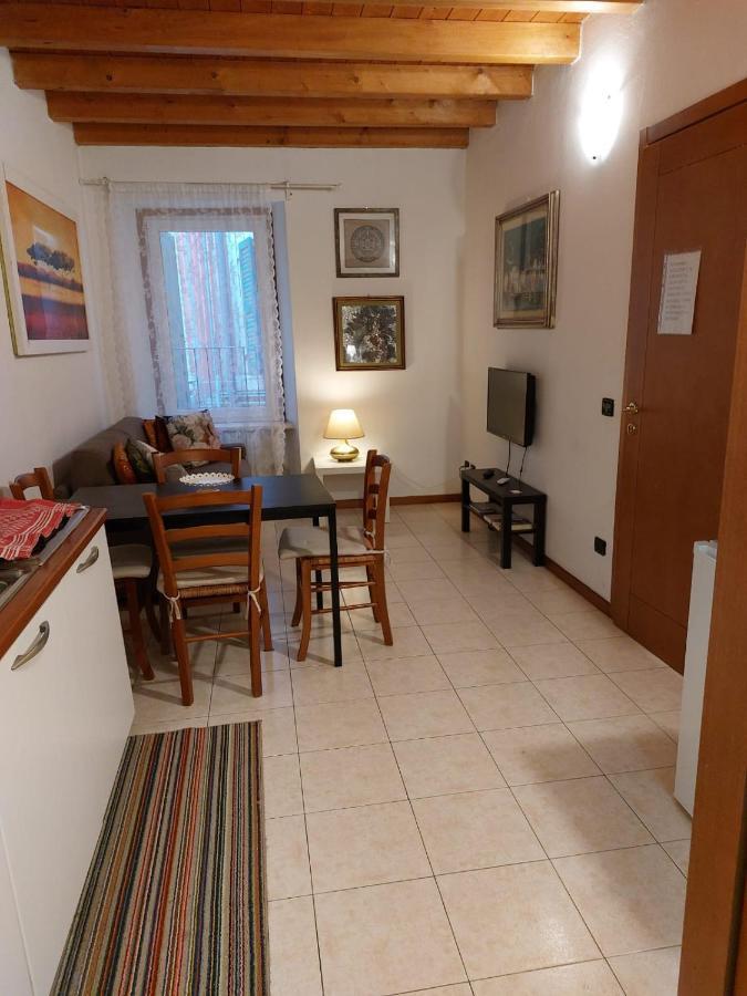 Casa Barca Appartement Verona Buitenkant foto